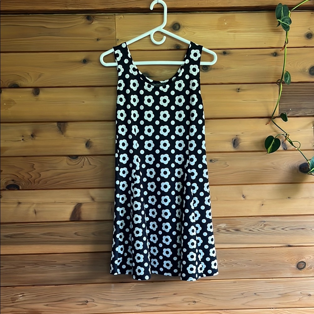 Groovy retro vibes Floral Black and White Dress